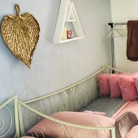 ゲストハウス Indira